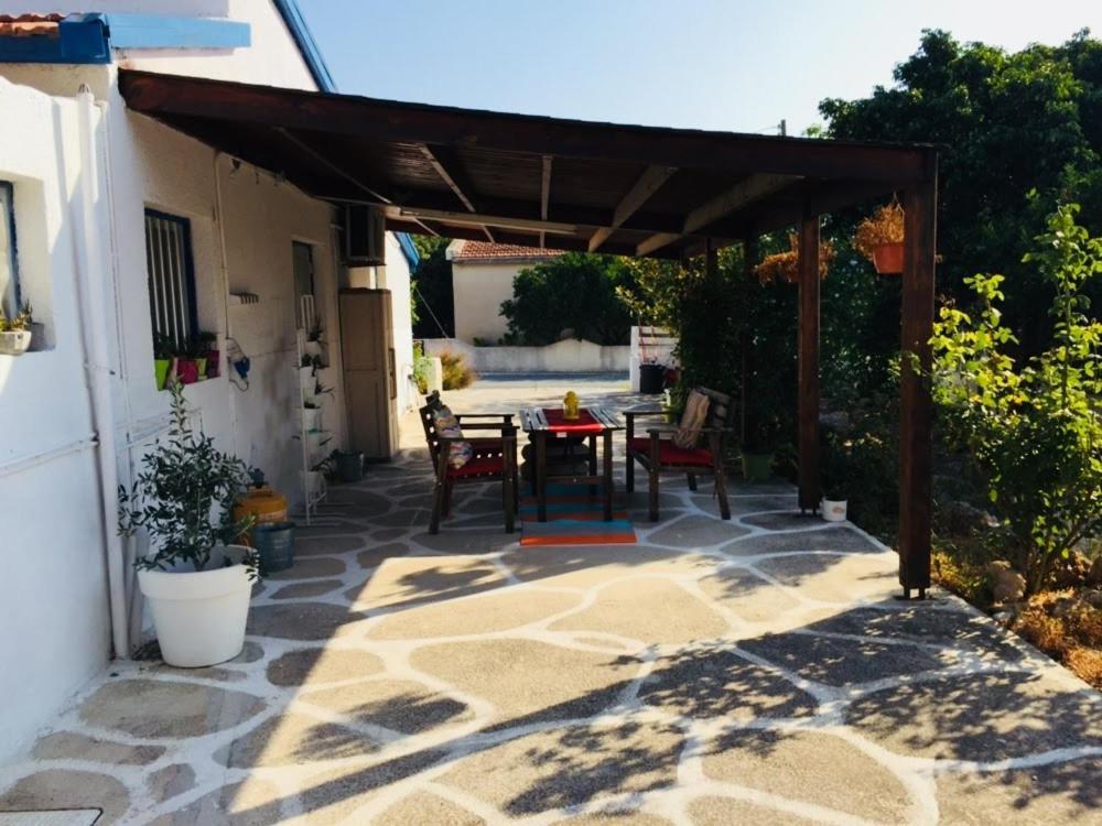 Artist Cottage In Dromolaxia Λάρνακα Εξωτερικό φωτογραφία